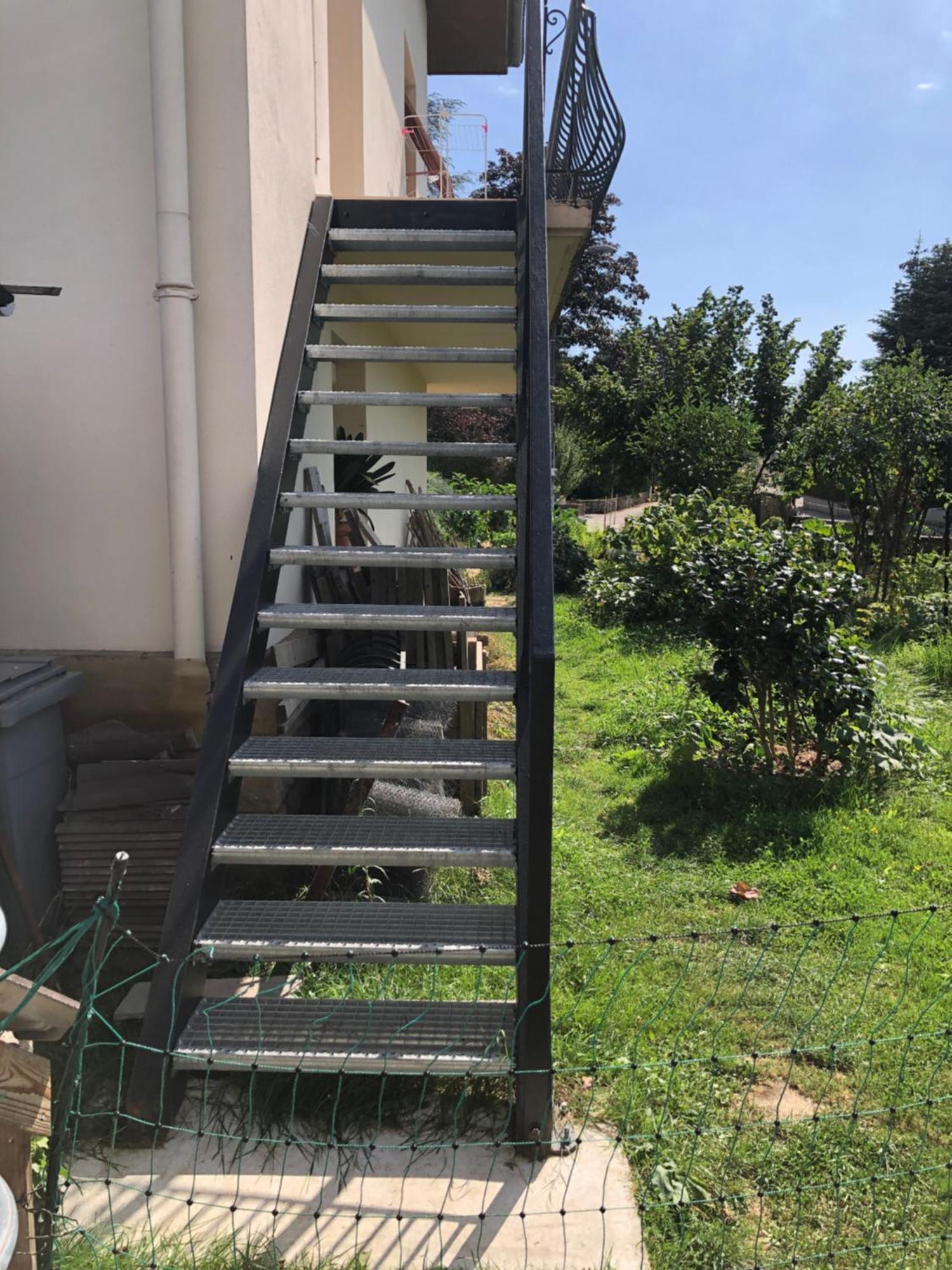 Chambre 2 Dans Un Appartement Bourg-en-Bresse Luaran gambar